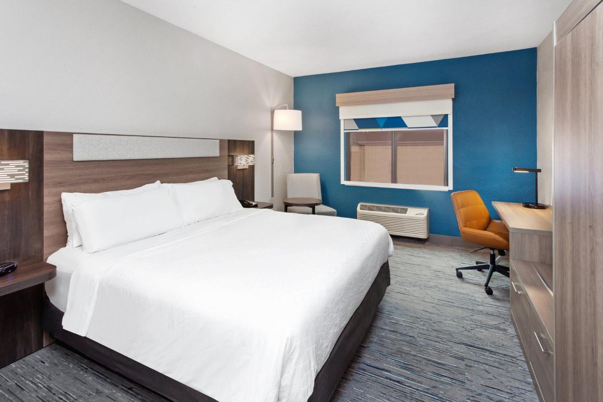 Holiday Inn Express Cleveland Airport - Brook Park By Ihg Exteriér fotografie