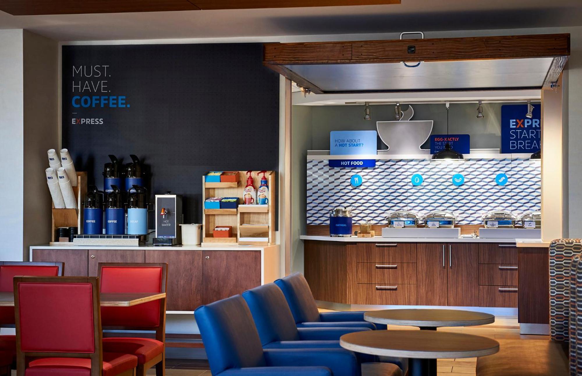 Holiday Inn Express Cleveland Airport - Brook Park By Ihg Exteriér fotografie