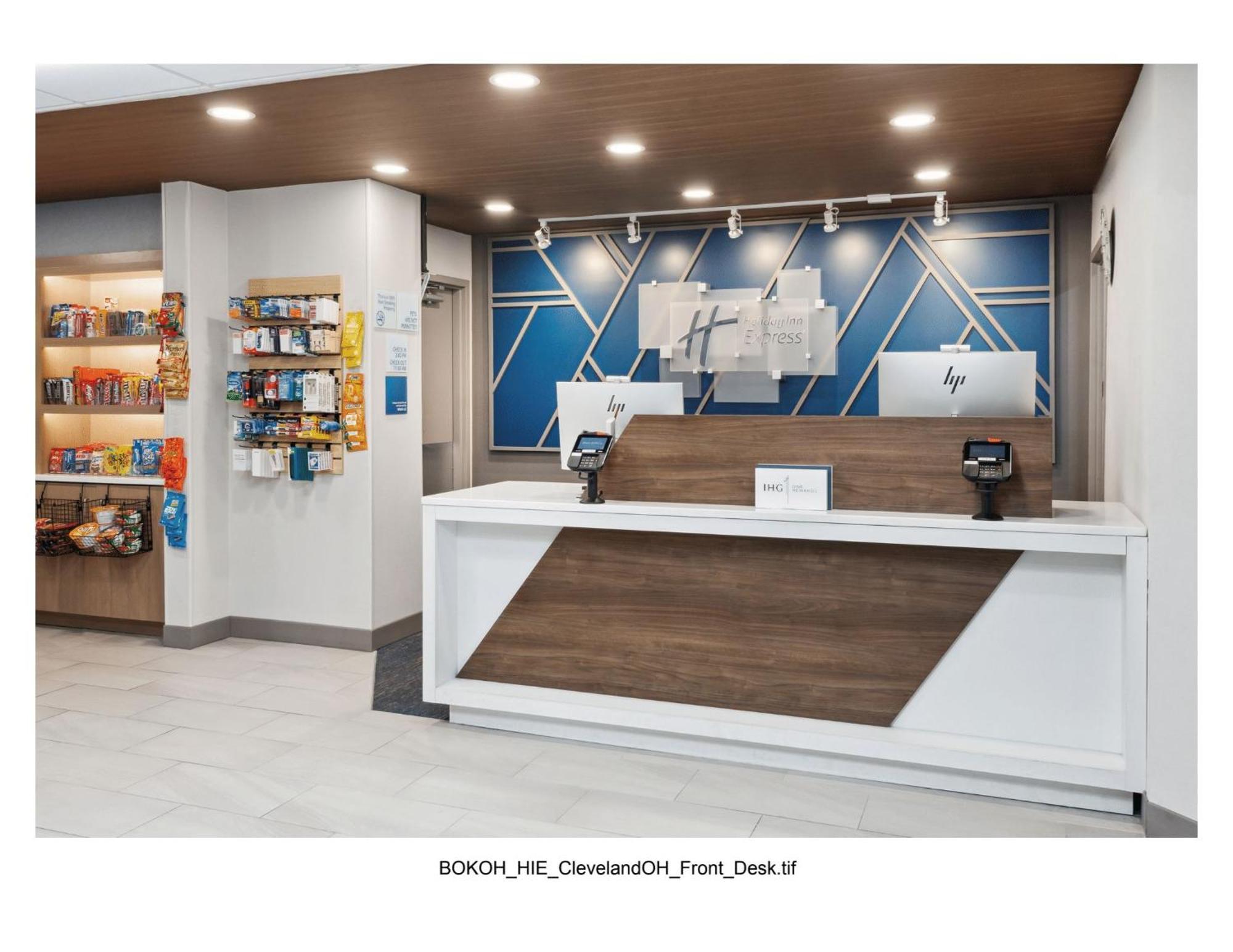 Holiday Inn Express Cleveland Airport - Brook Park By Ihg Exteriér fotografie