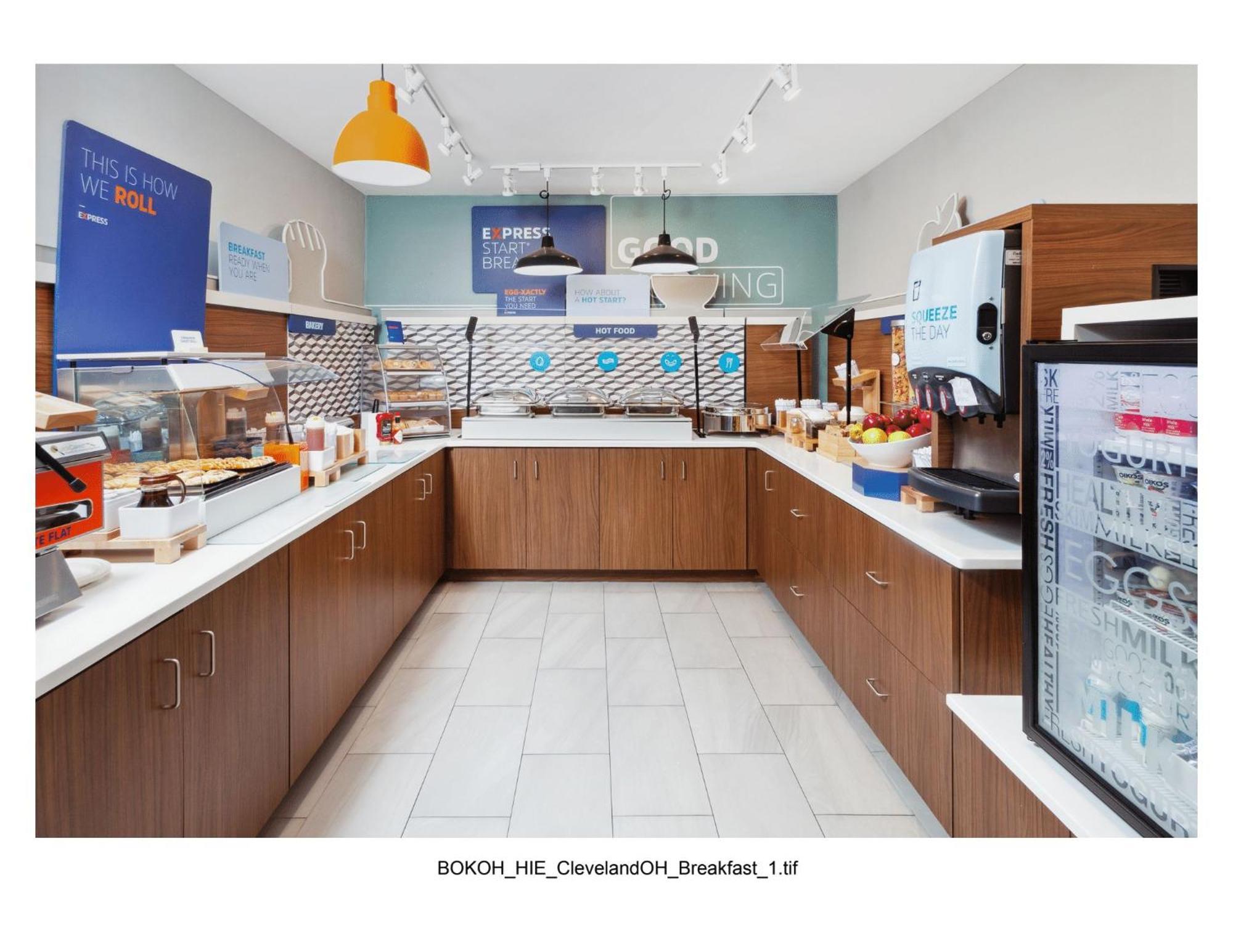 Holiday Inn Express Cleveland Airport - Brook Park By Ihg Exteriér fotografie