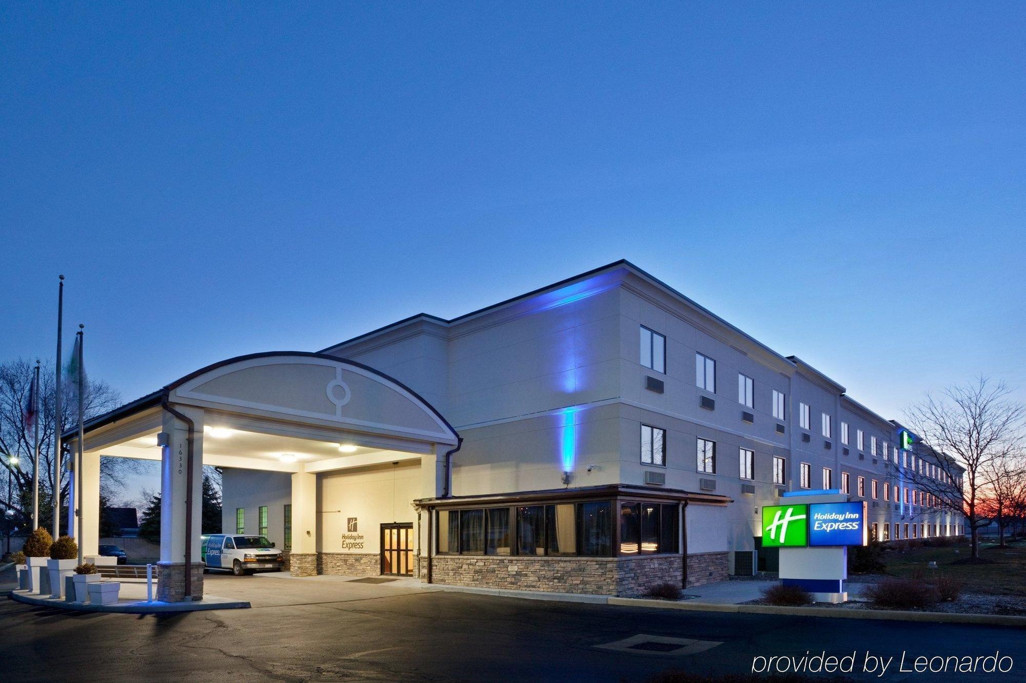 Holiday Inn Express Cleveland Airport - Brook Park By Ihg Exteriér fotografie